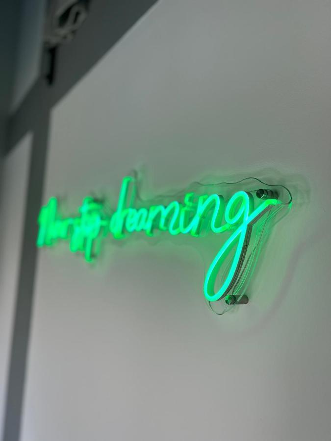 Neon Apartments Сопот Екстериор снимка